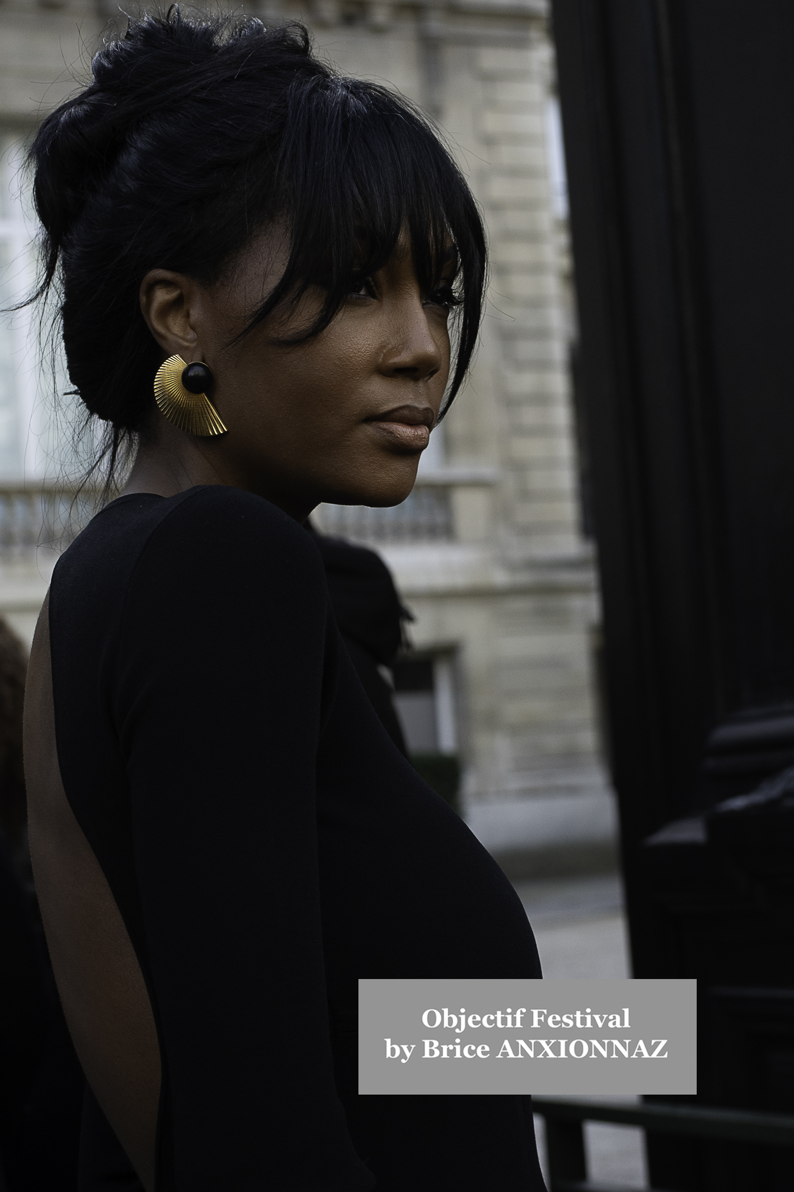 Photo streetstyle de Leonie Hanne - Streetstyle photos of guest arrivals at the Nina Ricci show lors du défilé Nina Ricci Spring 2025 à Streetstyle-photos-of-guest-arrivals-at-the-Nina-Ricci-show, Paris Fashion Week le 7 March 2025 par Brice ANXIONNAZ (Objectif Festival)